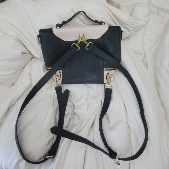 NWOT Steve Madden Convertible Backpack Purse - Picture 2 of 10